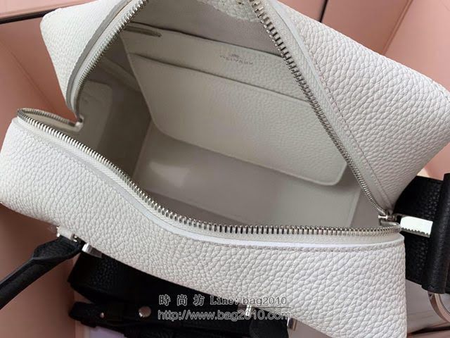 DELVAUX女包 標誌性包款 旋轉拎著提把D扣環 德爾沃女手提包 CL0028 小方包白配黑 Delvaux信封袋  fcs1266